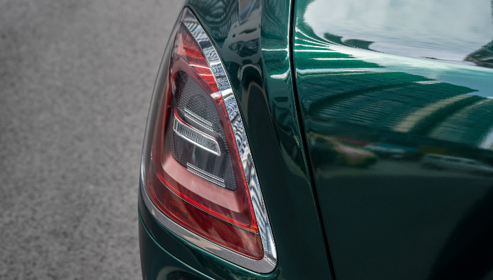Metallic English Green